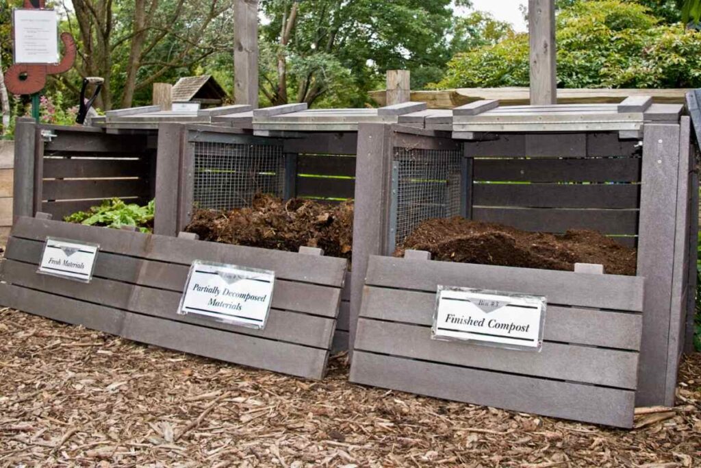 10 creative examples of backyard composting techniques
