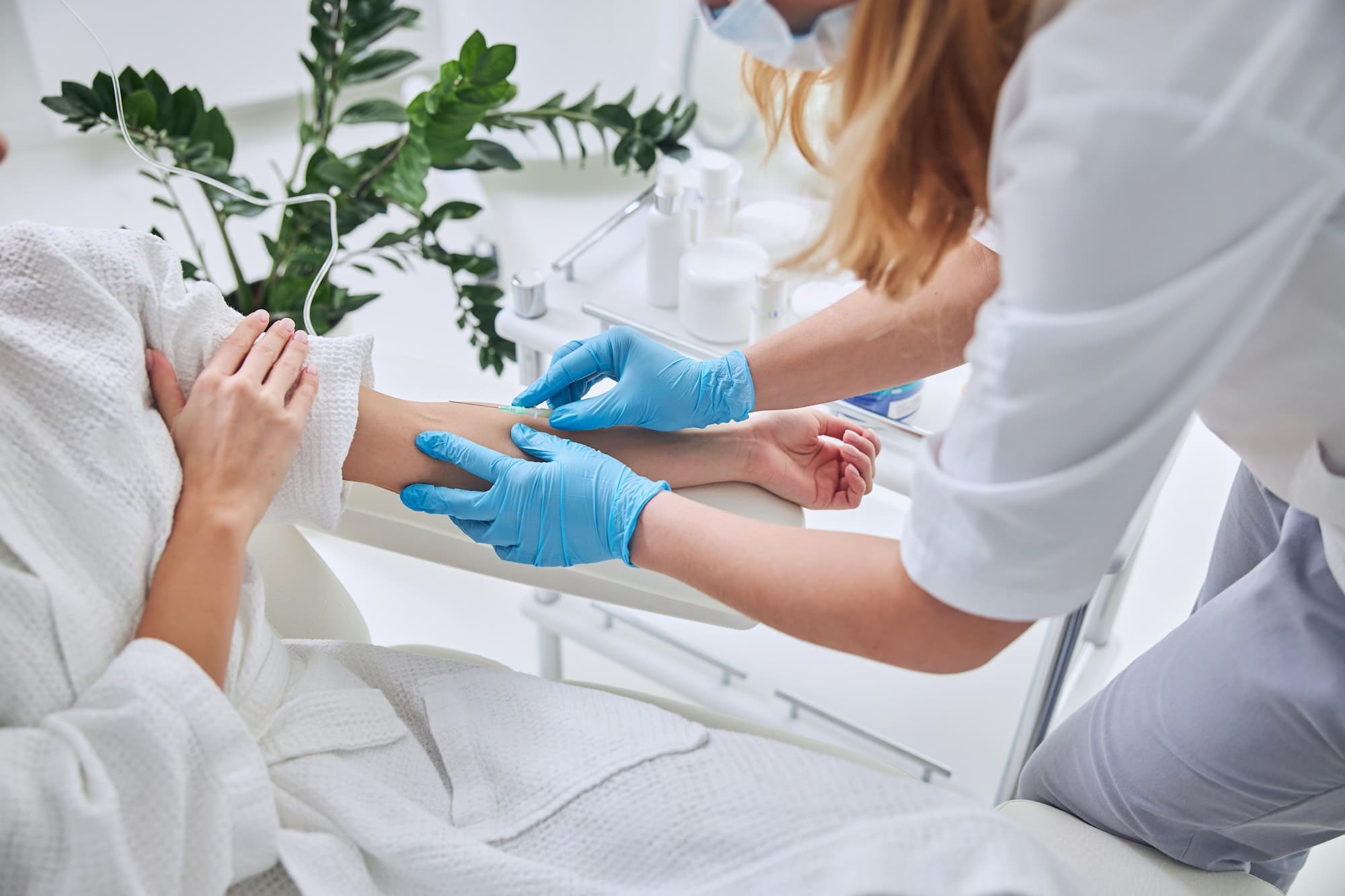 benefits and examples of iv hydration for wellness