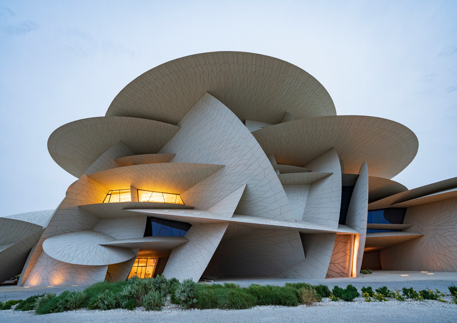 breathtaking examples of modern architecture worldwide