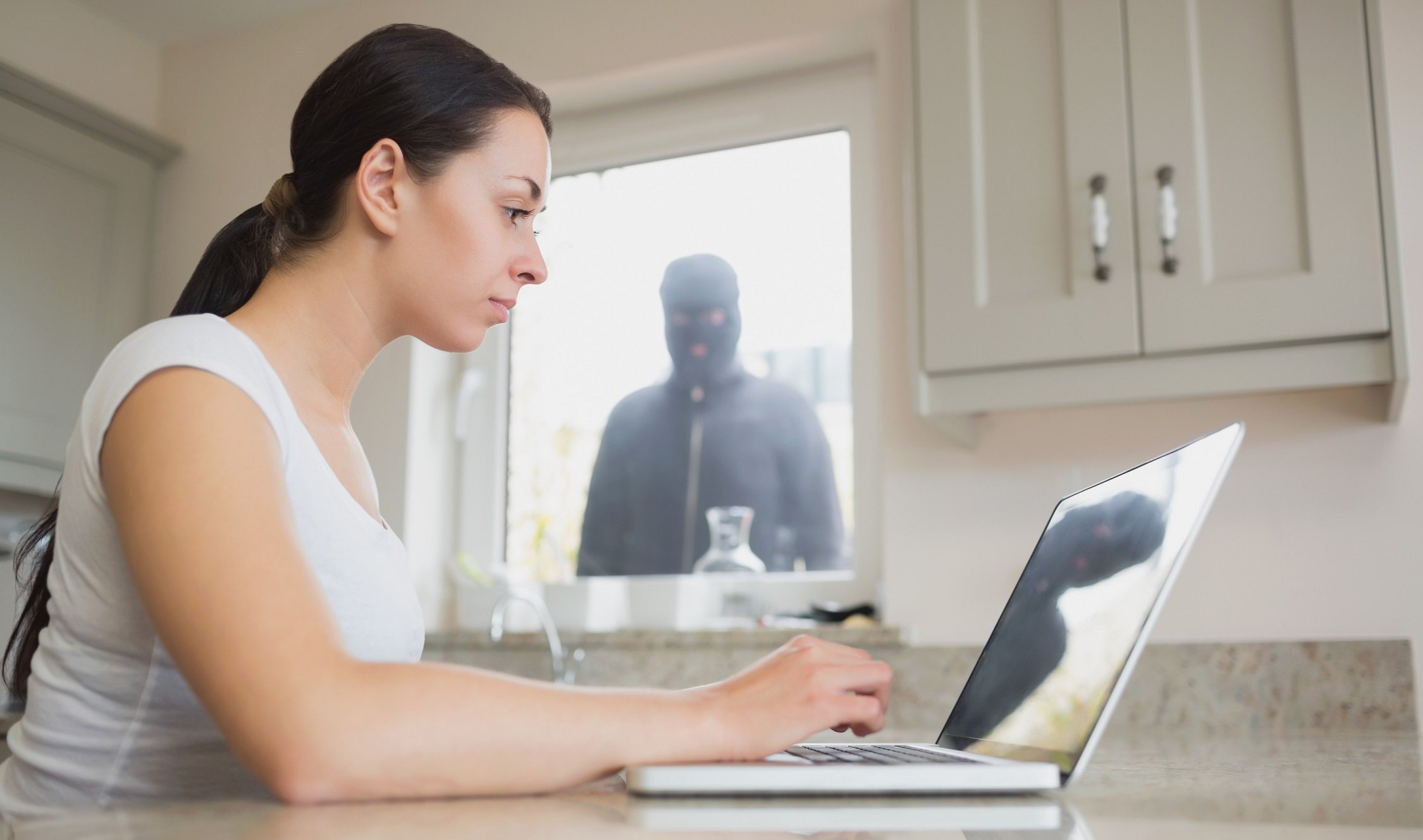 examples of cyber stalking recognize and respond