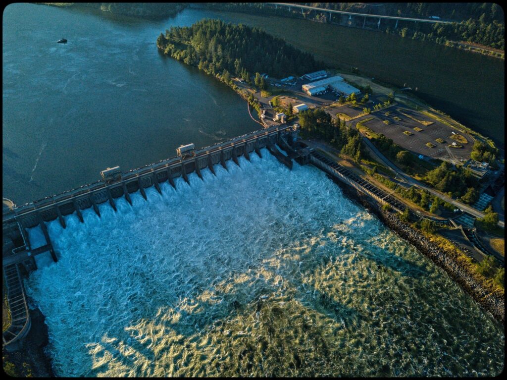 examples of efficient hydroelectric power plants