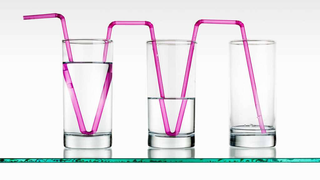 examples of refraction in everyday life