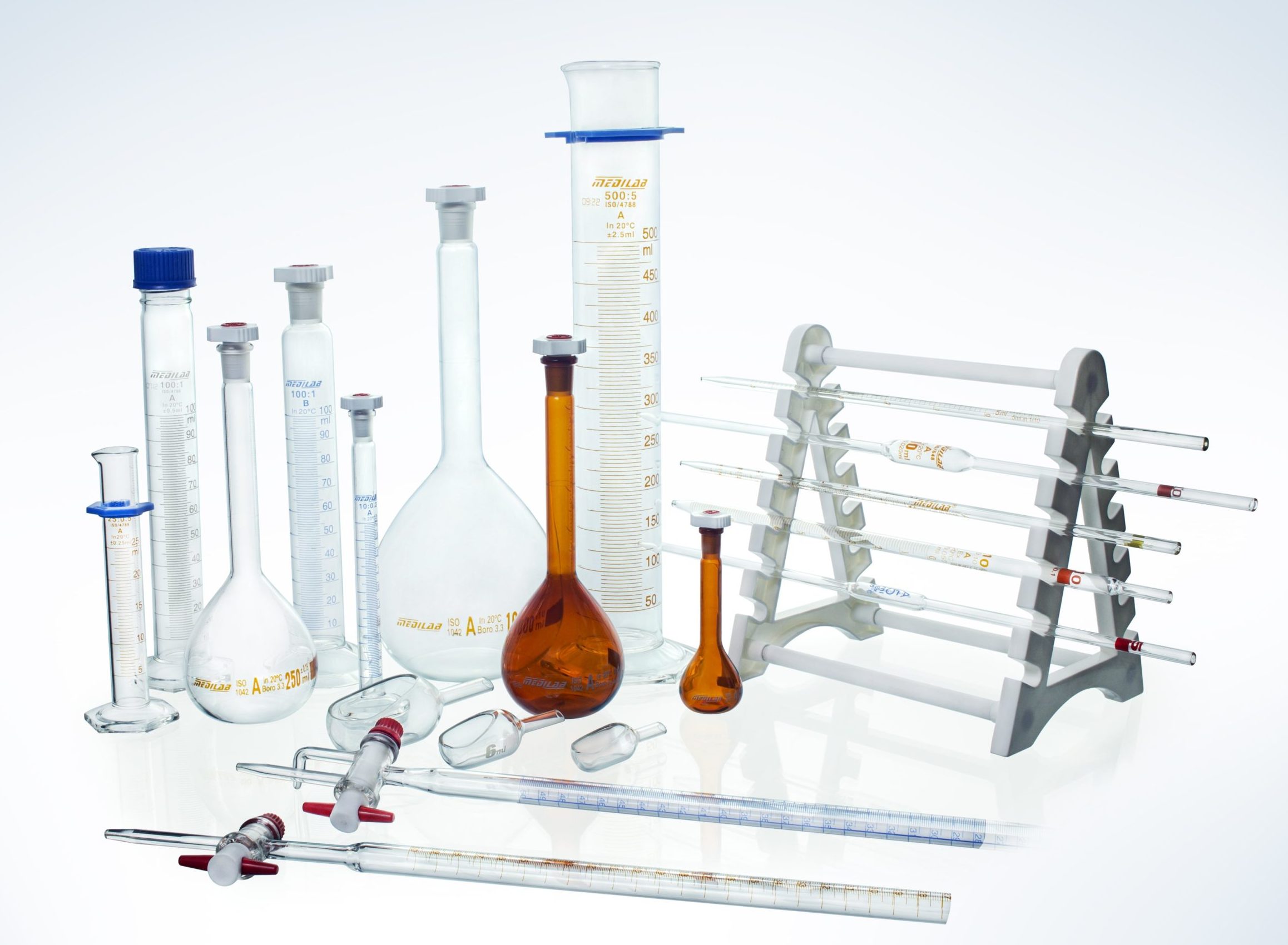 examples of tc and td glassware for lab precision